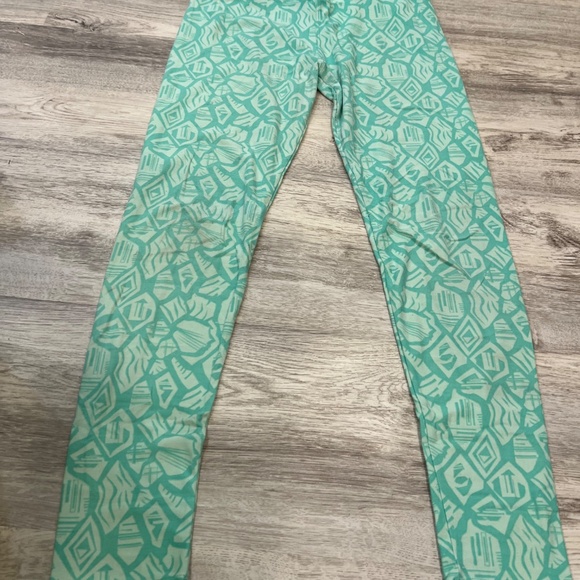 Lula Roe Leggings - Picture 2 of 3